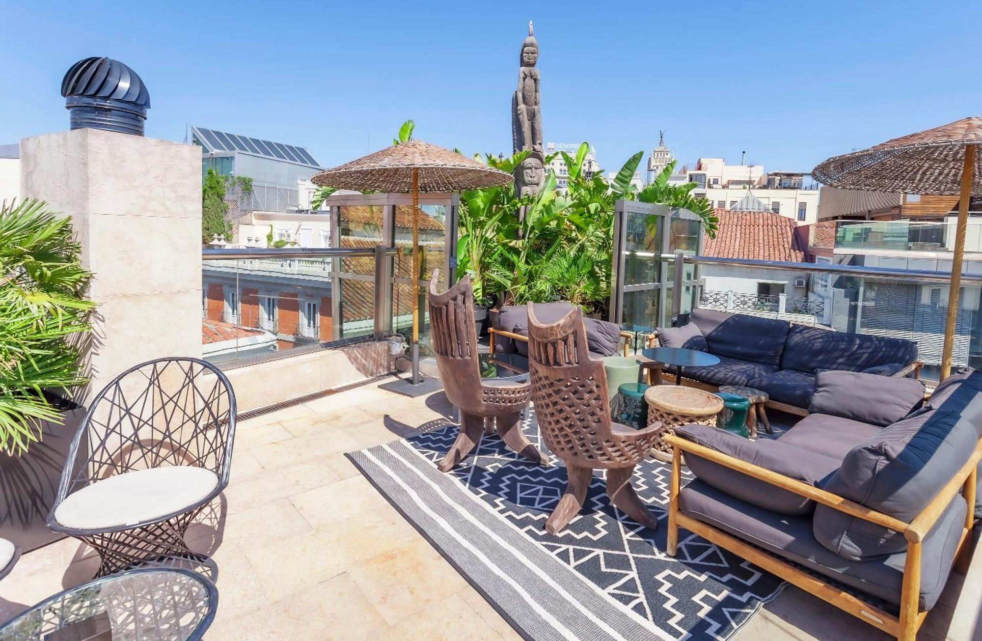 Hotel Urban, A Small Luxury Hotel Of The World Мадрид Екстериор снимка Rooftop terrace